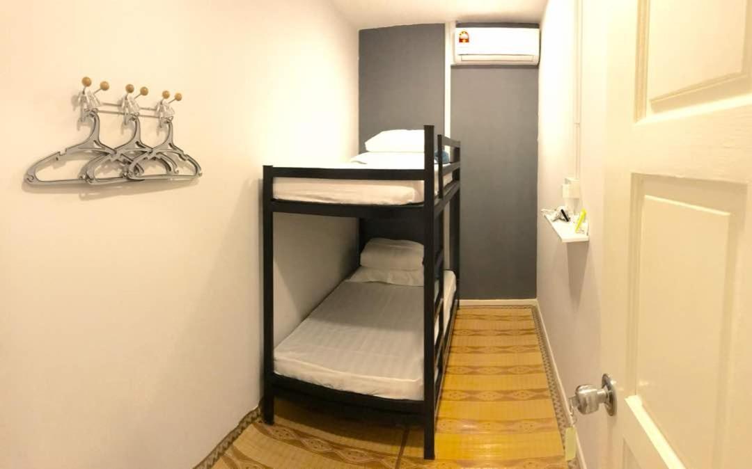 Yellow Duckling Homestay 仙本那 外观 照片